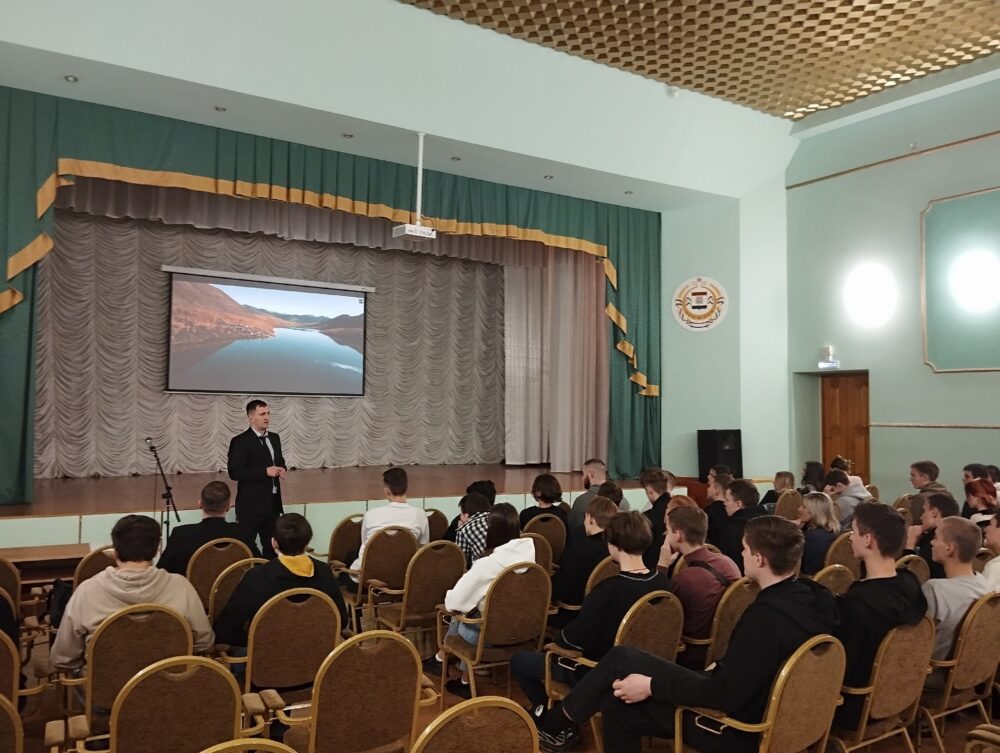  Встреча студентов с сотрудниками пограничного управления ФСБ России