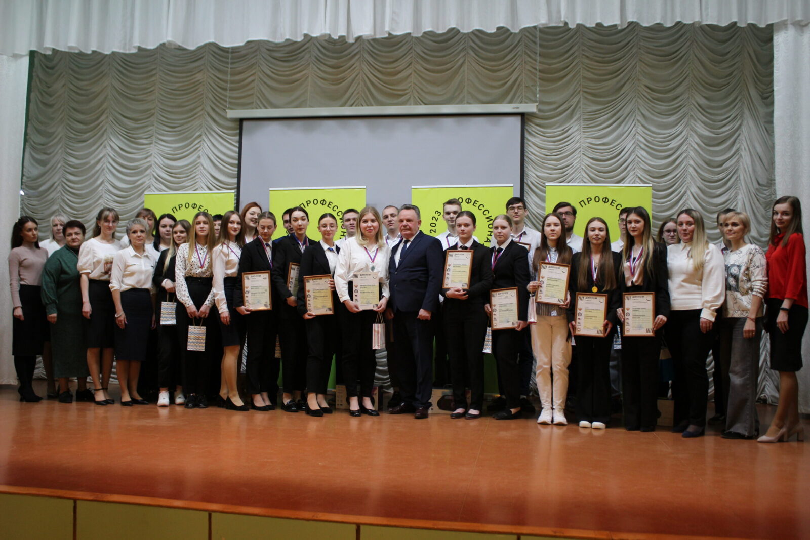 Церемония награждения победителей и призеров Регионального этапа Чемпионата профессионального мастерства «Профессионалы» Республики Мордовия в 2023 году
