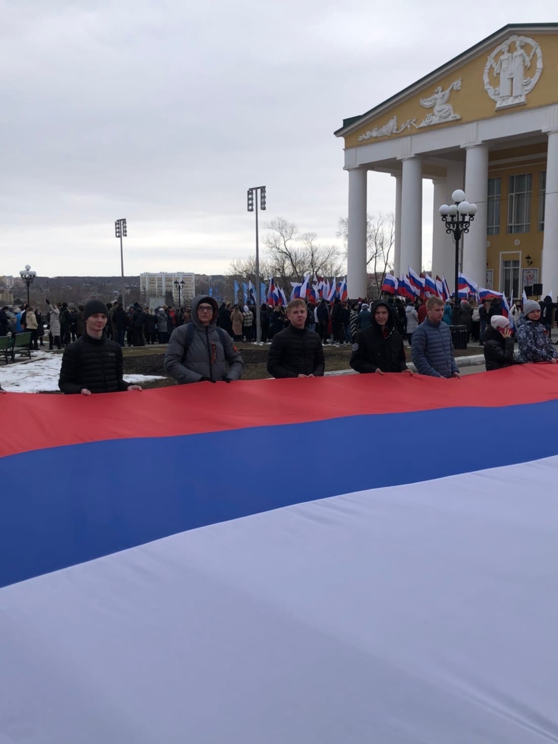 Участие в митинге в поддержку жителей ДНР и ЛНР